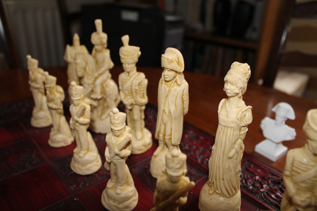 Waterloo chess set: the French